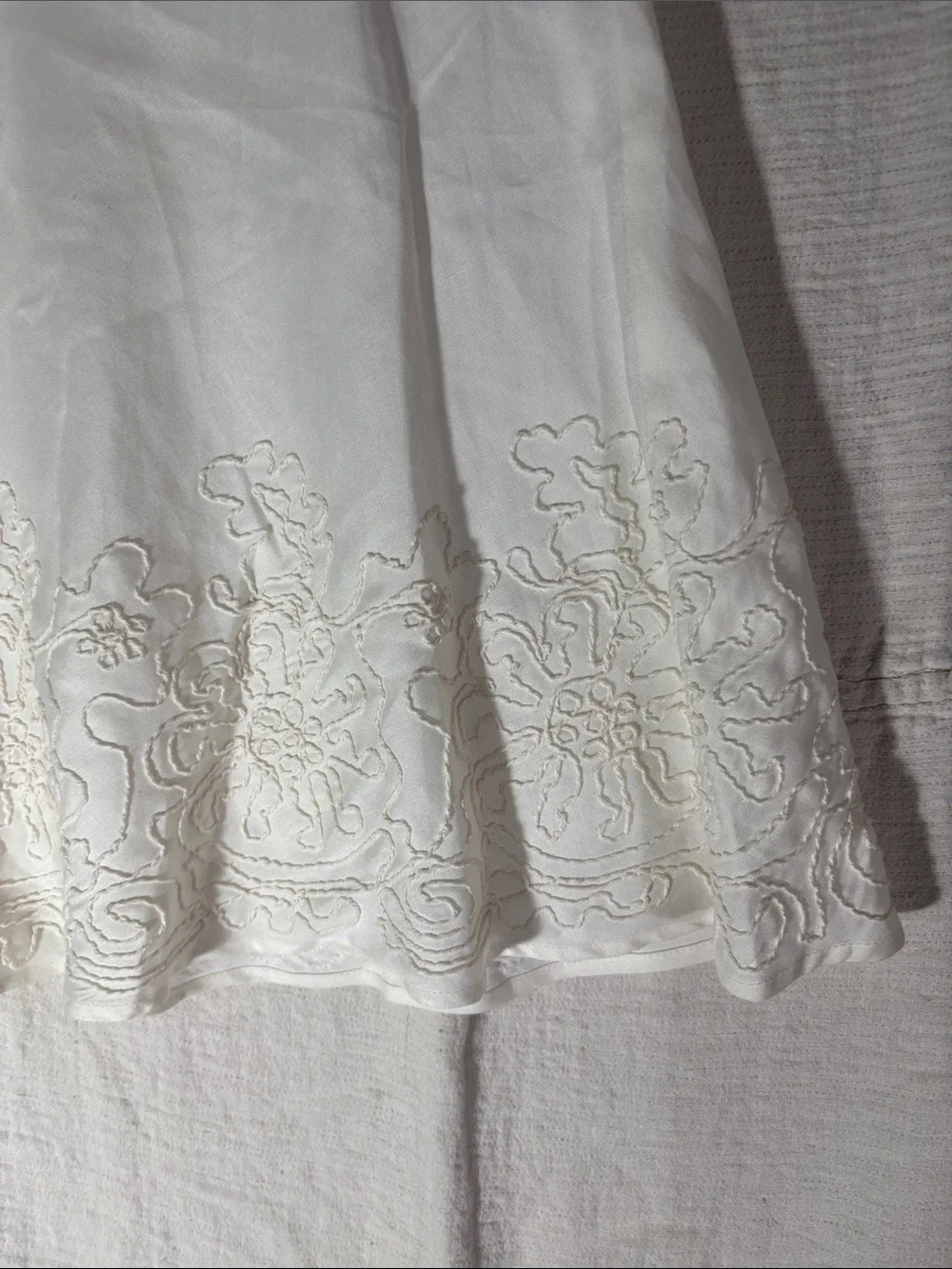Appraisal Ivory Embroidered A Line Midi Skirt Size 12 Ramie Rayon Blend Lined
